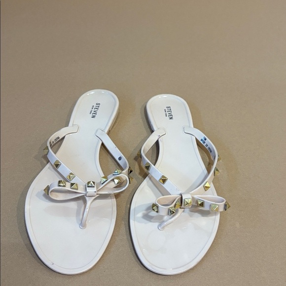 Steven New York blush color Valentino style sandals with gold studs - Picture 2 of 4